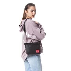 Manhattan Portage - Red Label - Ithaca Shoulder Bag (SM)